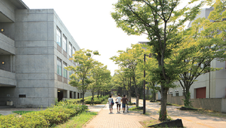 12号館